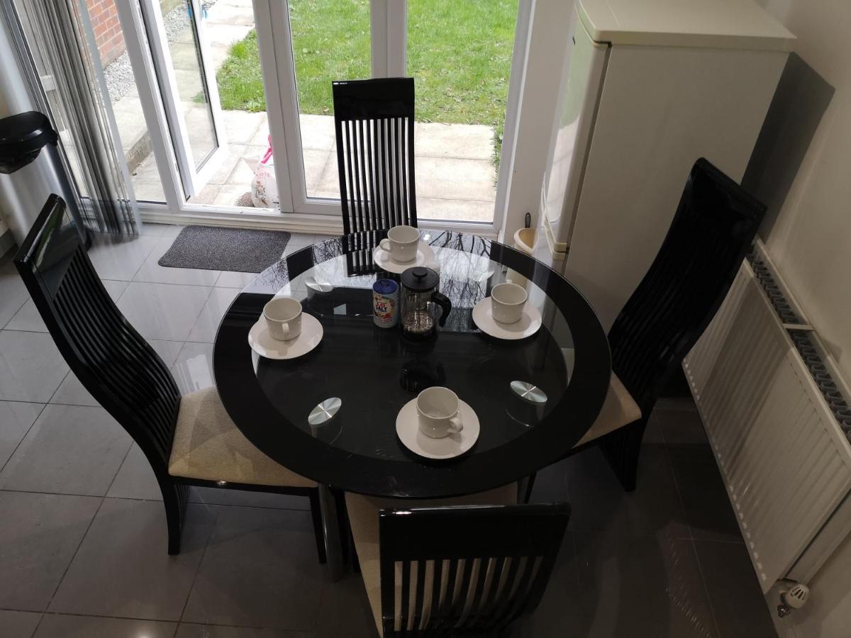 Апартаменты Nightingale Gardens - 4 Bed Detached House - Манчестер Экстерьер фото